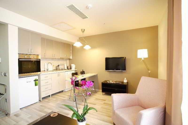Home Stay Home Sisli Istambul Exterior foto
